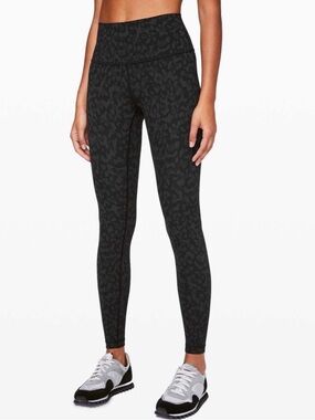 Lululemon HR Wunder Under leggings size 12